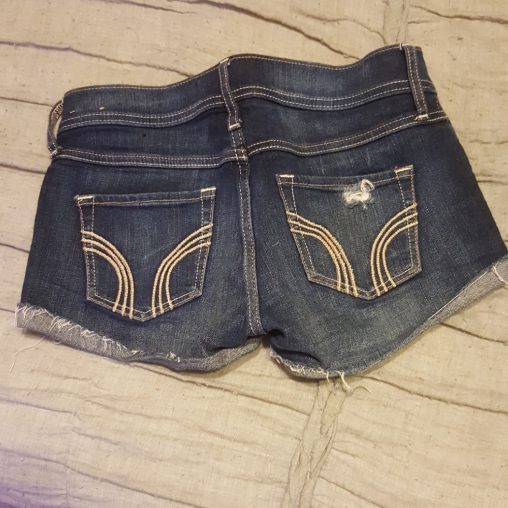 Hollister Jean shorts - Picture 2 of 4